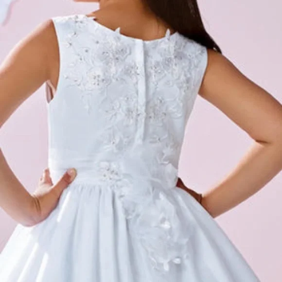 Brand New Joan Calabrese Elegant White Little Girl Formal Dress